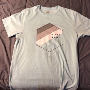 Billabong T-shirt size medium